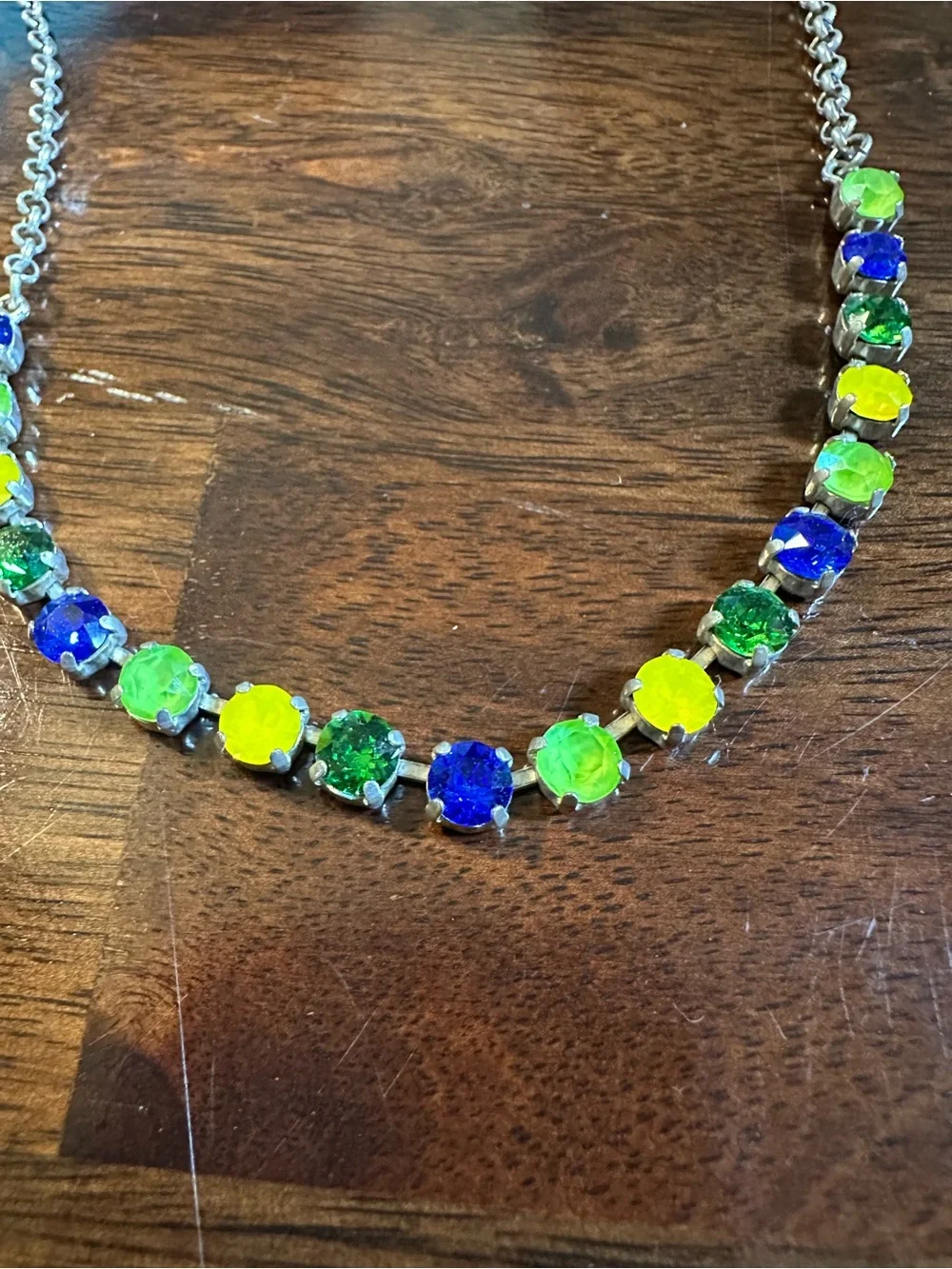 Sabika-inspired crystal necklace - Picture 2 of 4